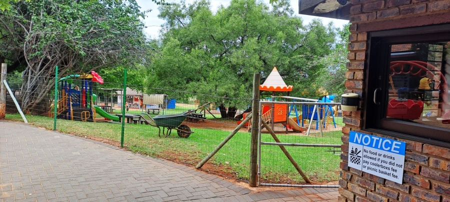 Commercial Property for Sale in Melodie North West